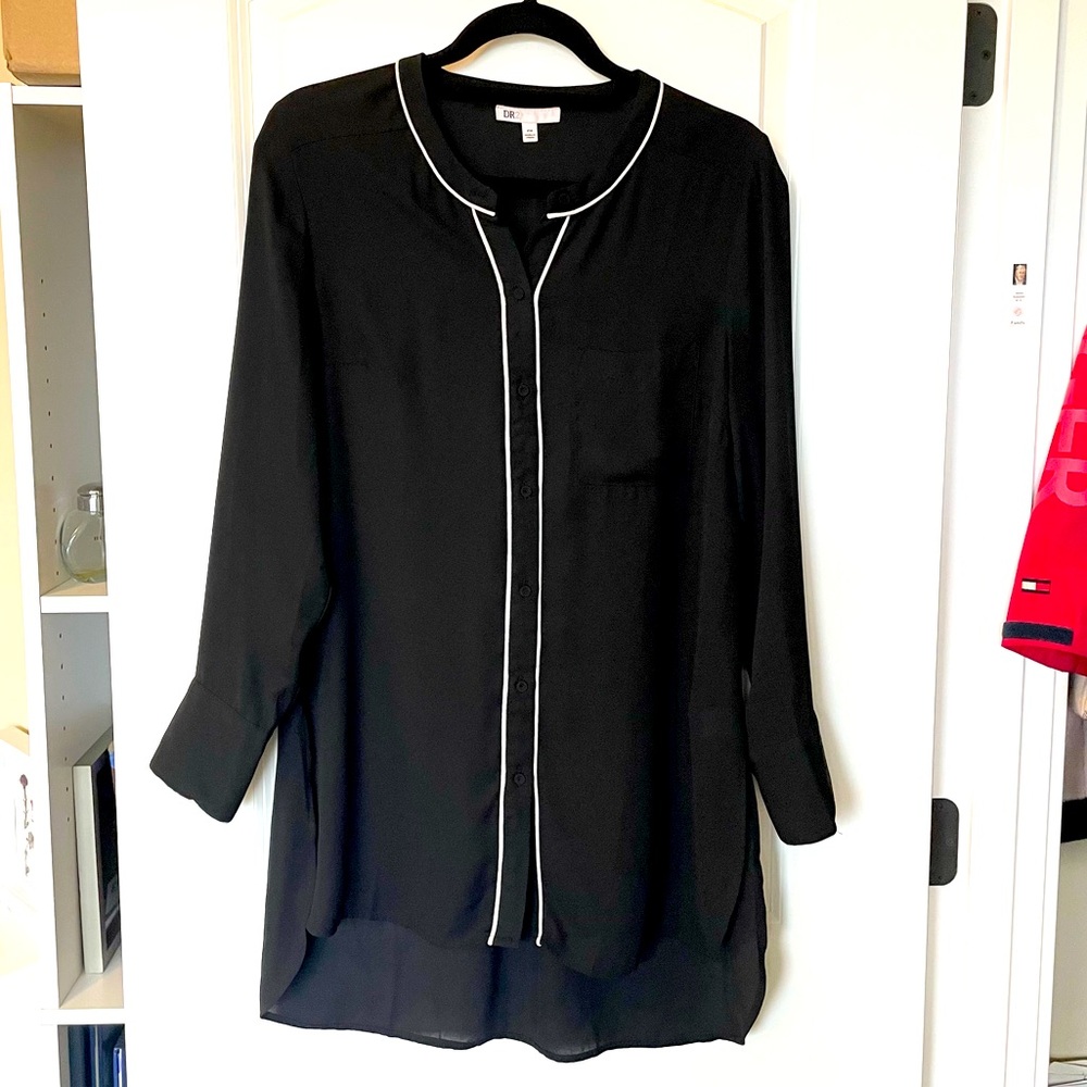 Black DR2 Tunic Blouse with White Piping